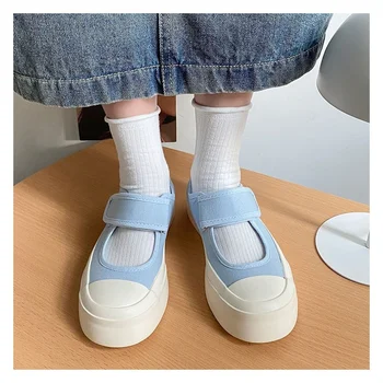 Туфли Mary Jane на толстой подошве, женские парусиновые туфли с большим носком 2023 года выпуска, маленькие белые туфли на двух ножках с маффиновой подошвой с мелким носком
